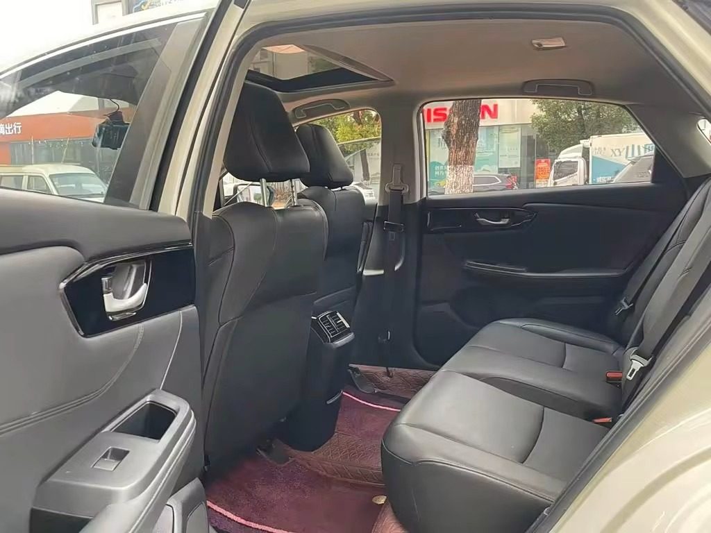 HONDA 1.0 TURBO. SUPER FUEL-EFFICIENT ECONOMY ENGINE & LUXURY SPACE.